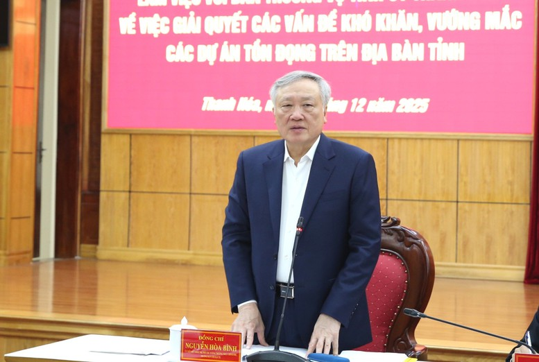 Phó thủ tướng Thường trực Nguyễn Hòa Bình làm việc với Ban Thường vụ Tỉnh ủy Thanh Hóa