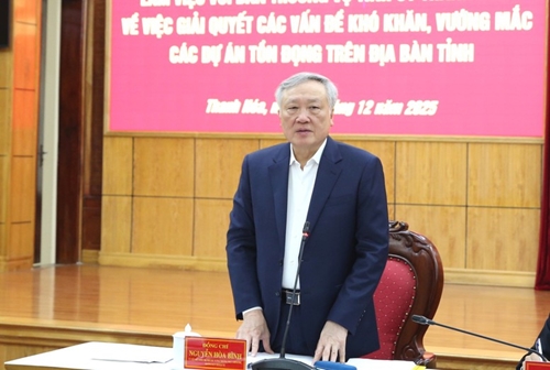 Phó thủ tướng Thường trực Nguyễn Hòa Bình làm việc với Ban Thường vụ Tỉnh ủy Thanh Hóa