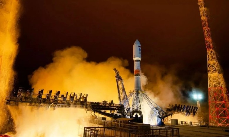 Nga phóng thành công tên lửa mang số lượng vệ tinh kỷ lục