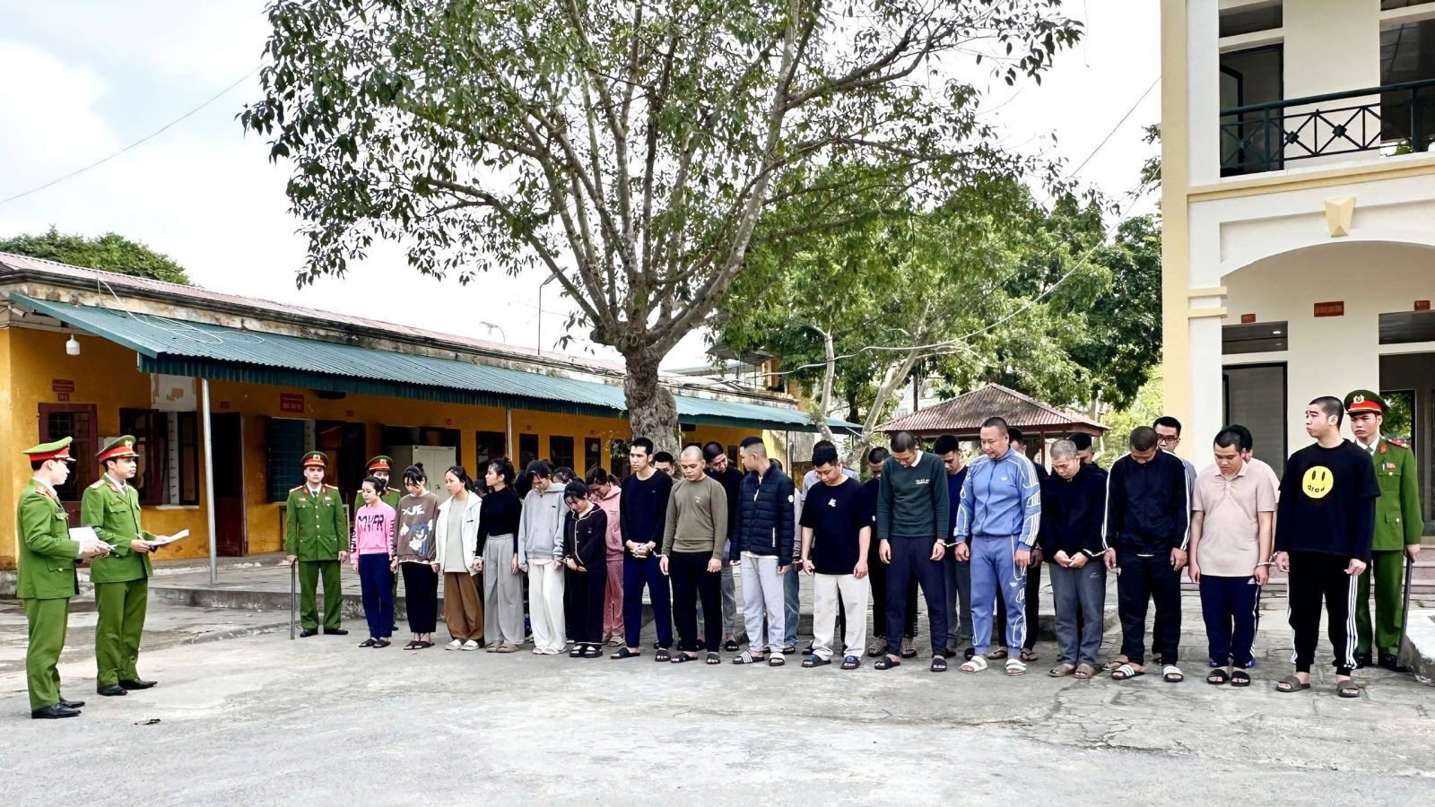 Thanh Hóa: Bắt 35 đối tượng lừa đảo chiếm đoạt hàng trăm tỷ đồng