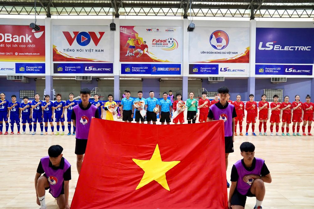 Vòng 1 Giải futsal nữ vô địch quốc gia 2025: Đôi công kịch tính


