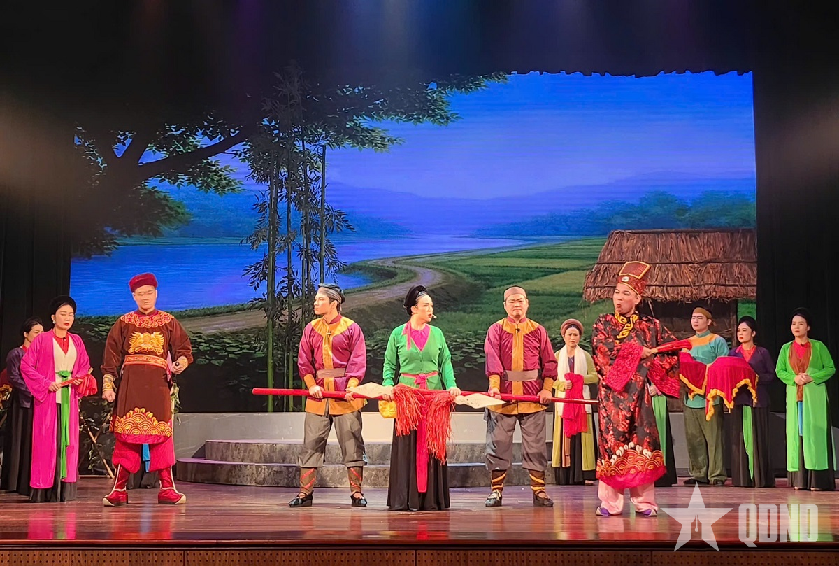 Mượn tích cũ nói chuyện đời nay trong vở chèo “Bến tình duyên kiếp”