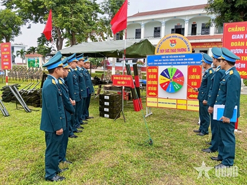 Kiểm tra công tác chuẩn bị tiếp nhận và huấn luyện chiến sĩ mới tại Sư đoàn 363
