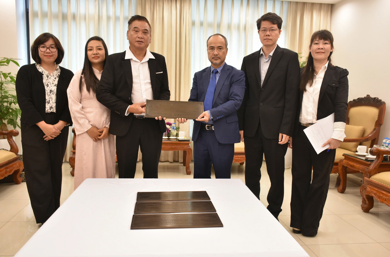 Phát huy vai trò cầu nối của kiều bào ở Vanuatu