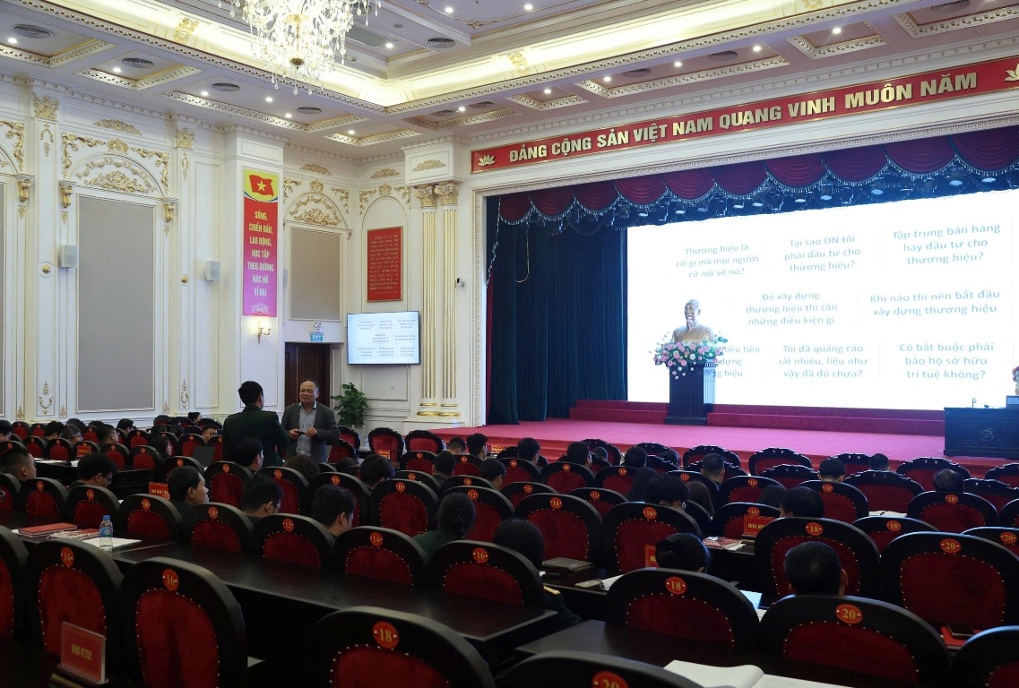 Tổng cục Công nghiệp Quốc phòng tập huấn về xúc tiến thương mại, xây dựng thương hiệu