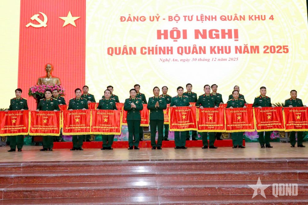 Đảng ủy, Bộ tư lệnh Quân khu 4 tổ chức Hội nghị Quân chính năm 2025