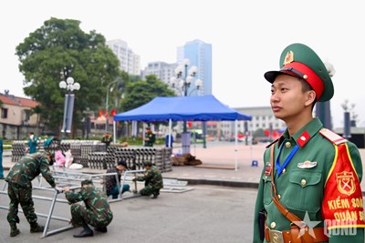 View - Cận cảnh trận địa pháo hoa Tết Dương lịch tại phường Tây Hồ