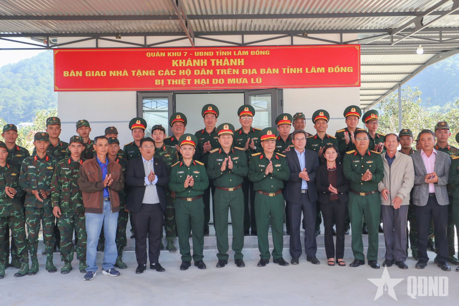 Quân khu 7: Bàn giao 4 căn nhà trong “Chiến dịch Quang Trung” tặng người dân vùng lũ Lâm Đồng