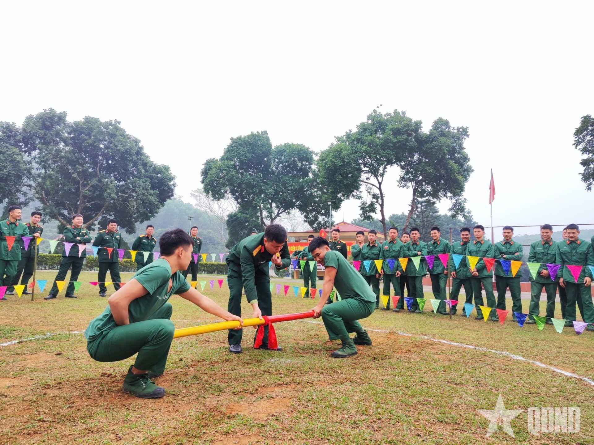 Sôi nổi các hoạt động vui chơi của bộ đội tại Sư đoàn 316