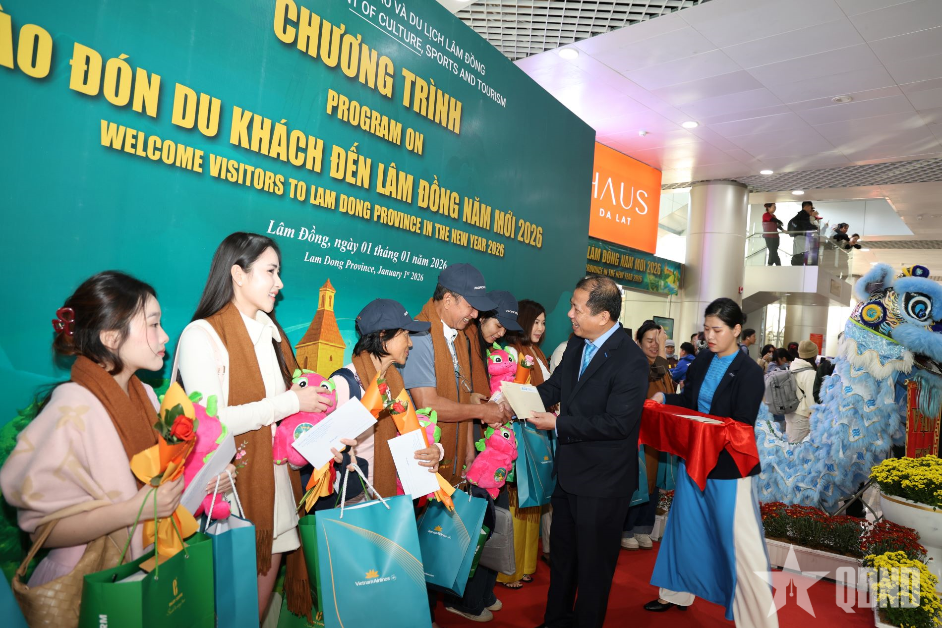 Lâm Đồng chào đón du khách “xông đất” đầu năm 2026