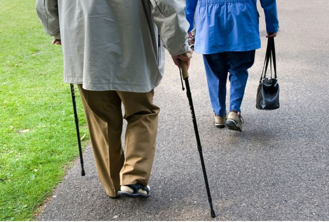 Nhật Bản đối mặt với khủng hoảng sa sút trí tuệ