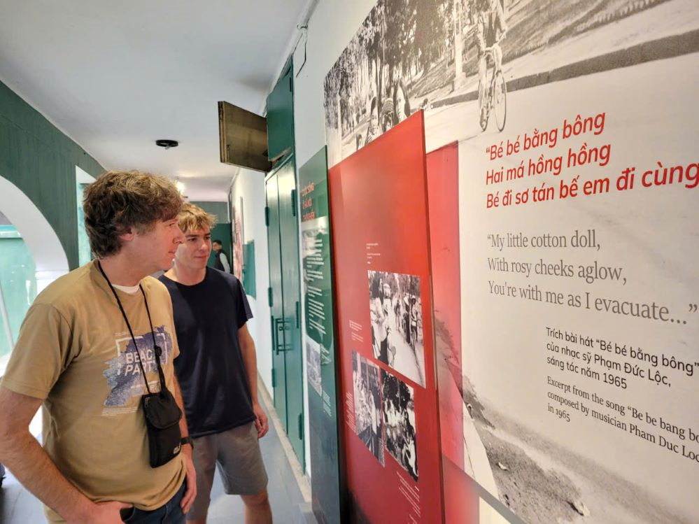 Di tích Nhà và hầm D67 thu hút khách quốc tế       