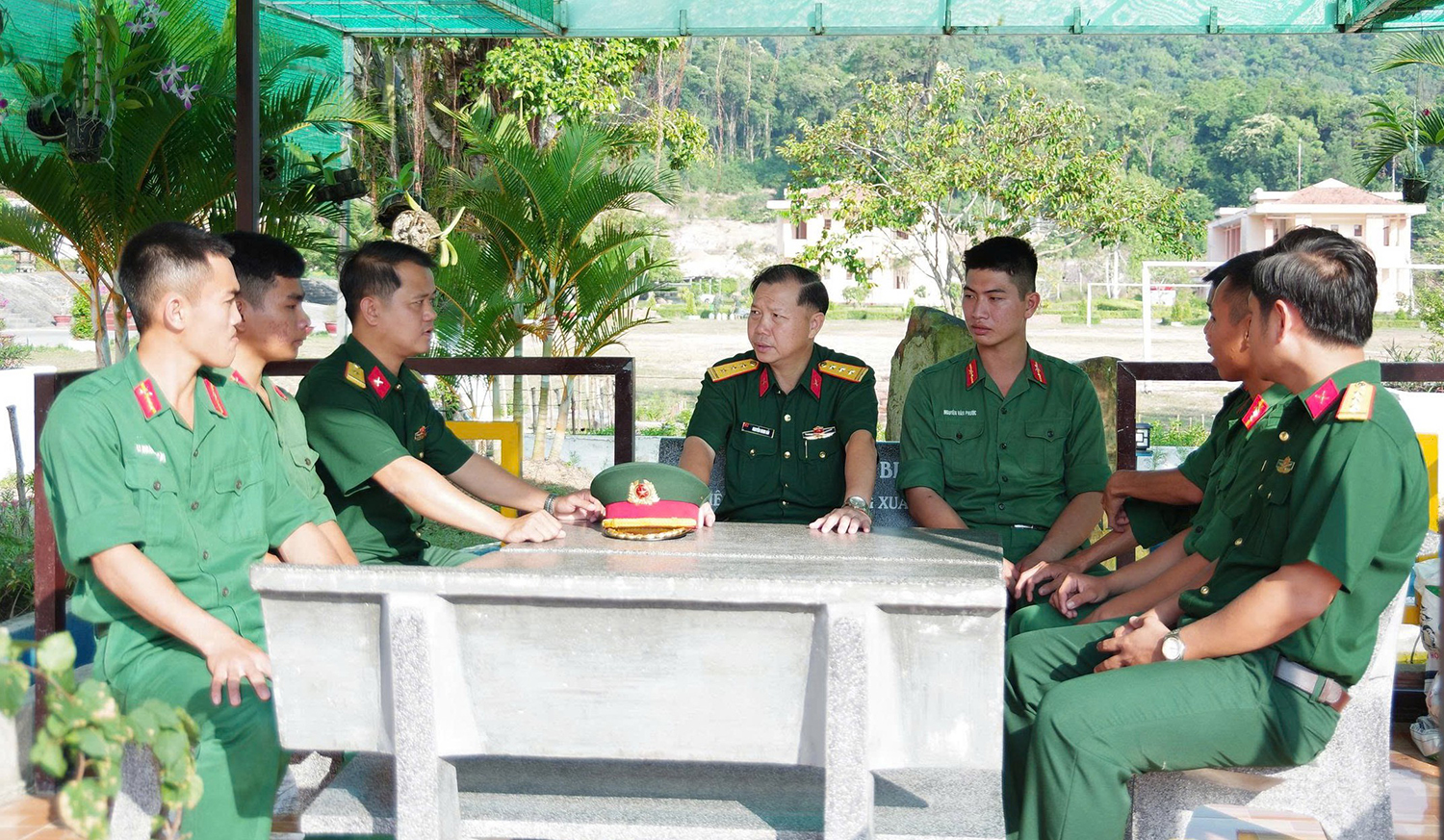 Giữ gìn, phát huy phẩm chất Bộ đội Cụ Hồ khi xuất ngũ