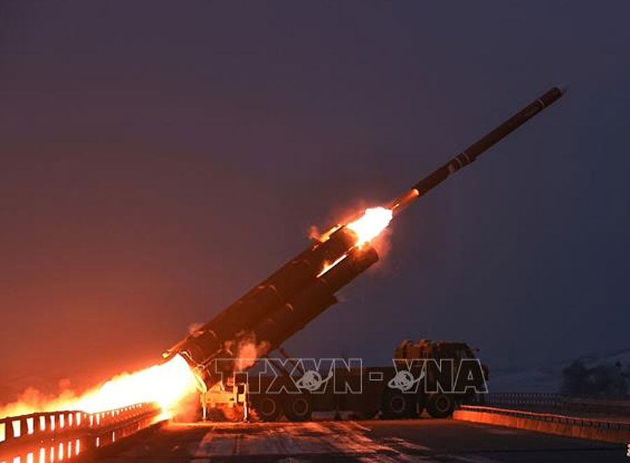 Hội đồng An ninh quốc gia Hàn Quốc họp khẩn sau khi Triều Tiên phóng tên lửa