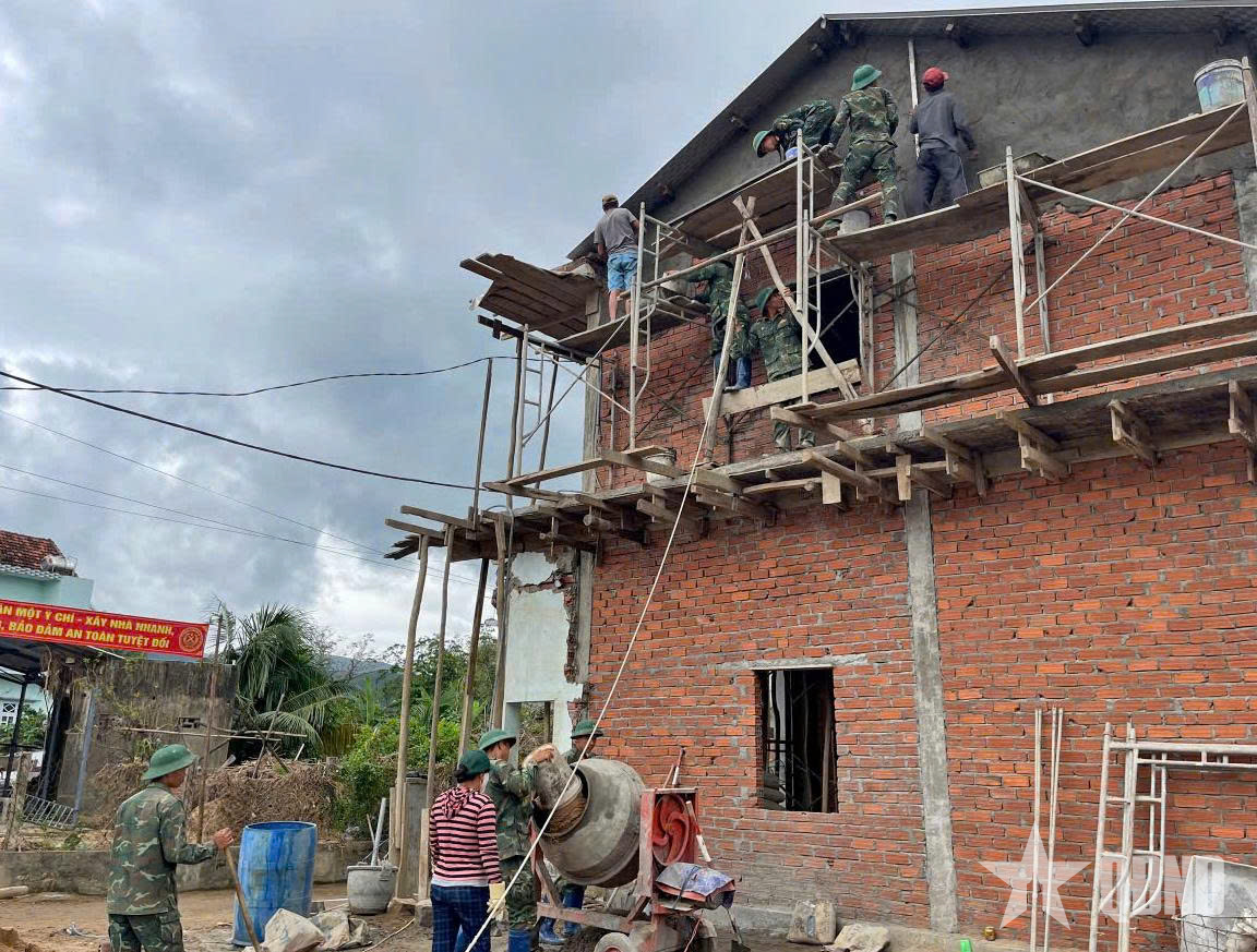 Những ngôi nhà thắm tình quân dân