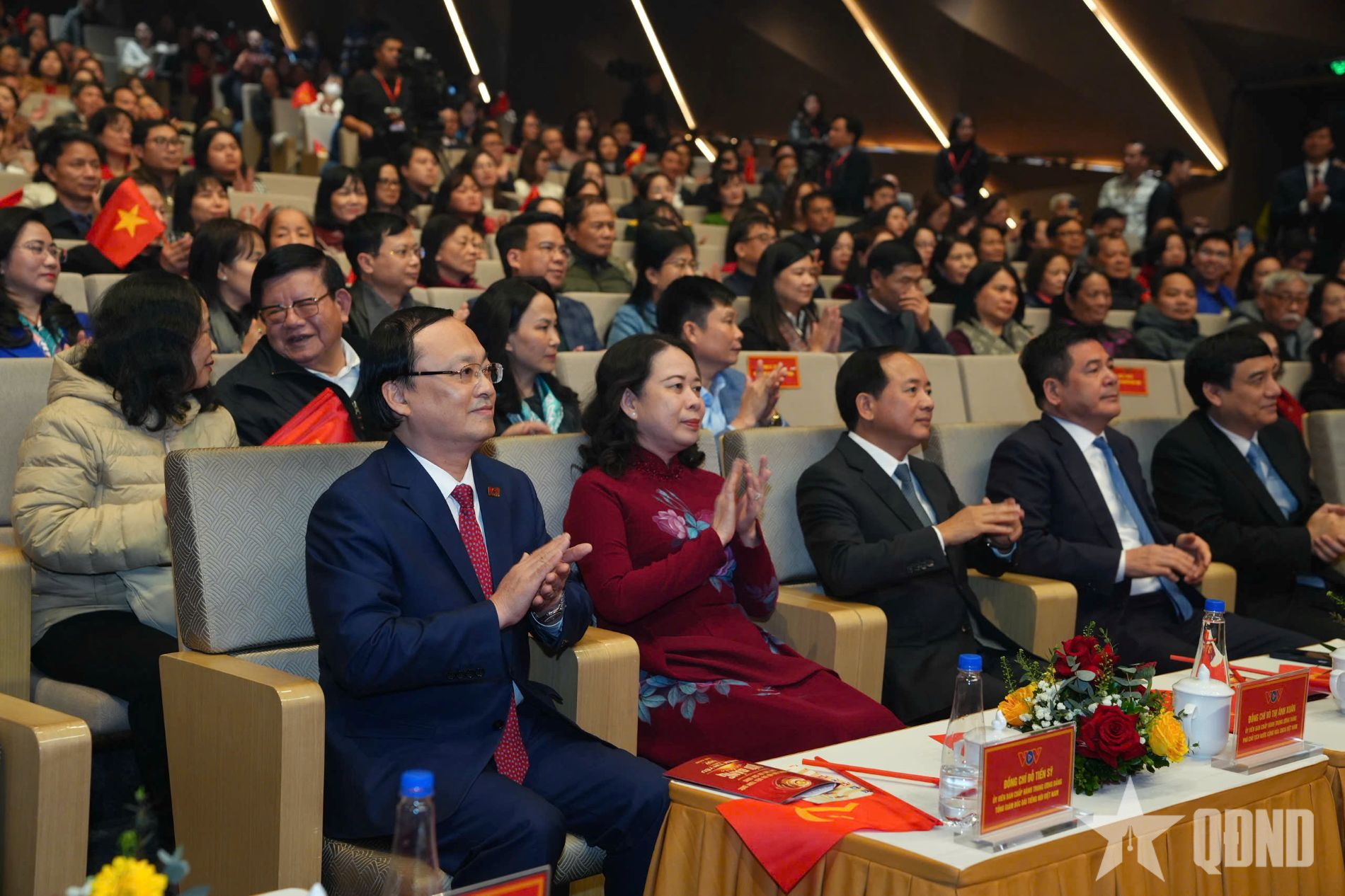 Chương trình nghệ thuật “Với Đảng vẹn toàn niềm tin yêu”