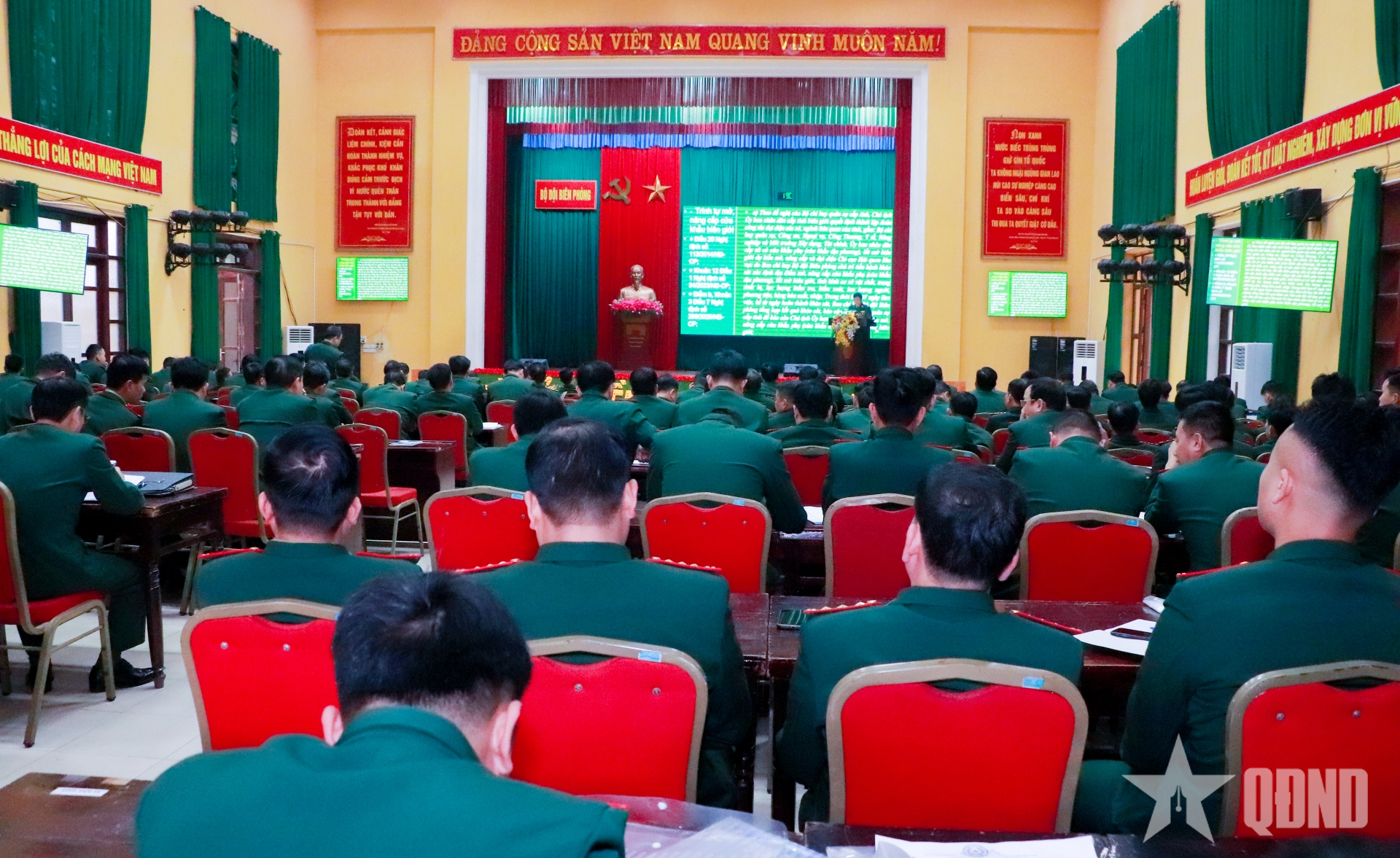 Bộ đội Biên phòng tập huấn cán bộ năm 2026