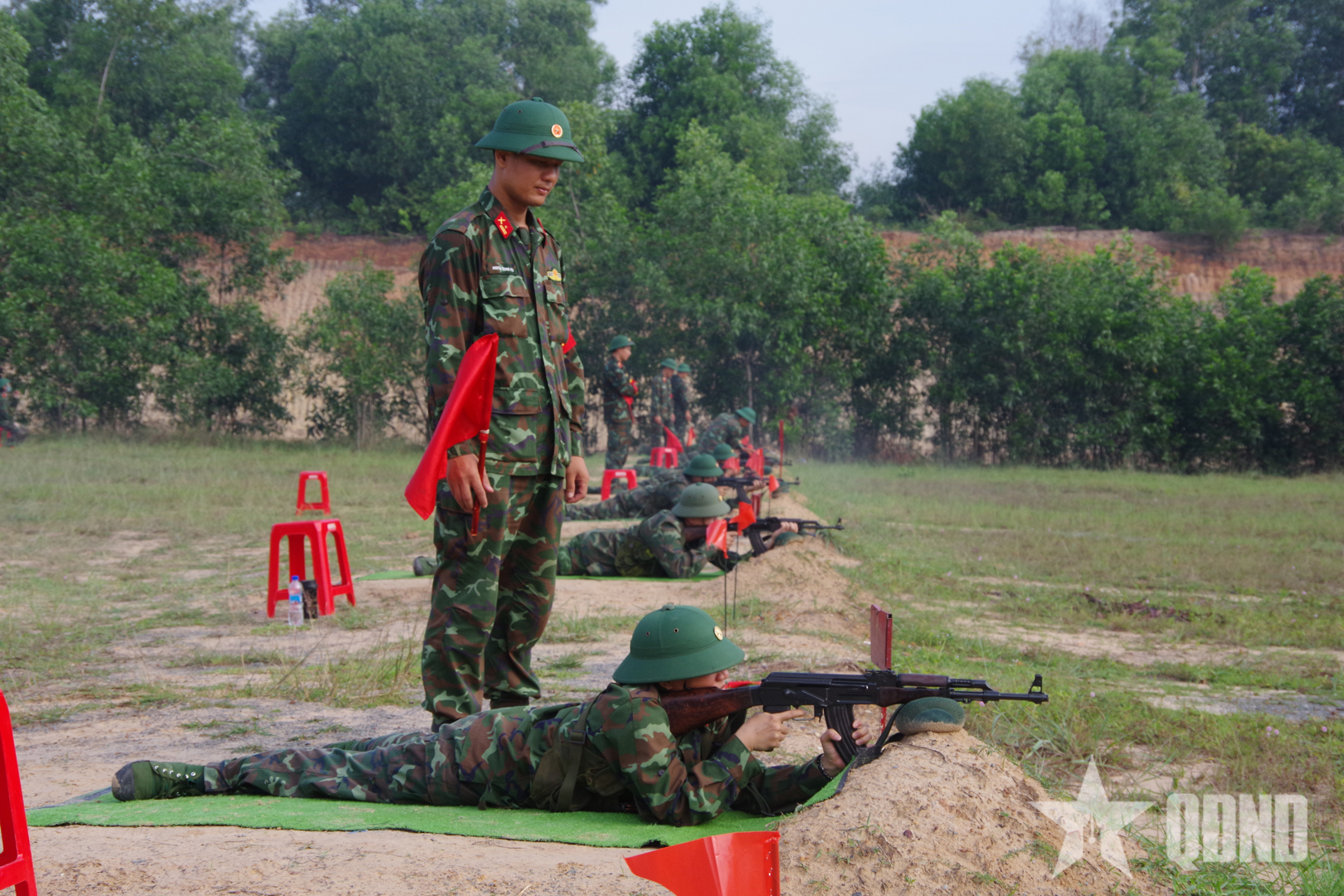 Trung đoàn 141 (Sư đoàn 7, Quân khu 7) sôi nổi thi đua “3 nhất”