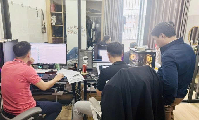 Phá chuyên án đánh bạc bằng hình thức game online, giao dịch 100 tỷ đồng

