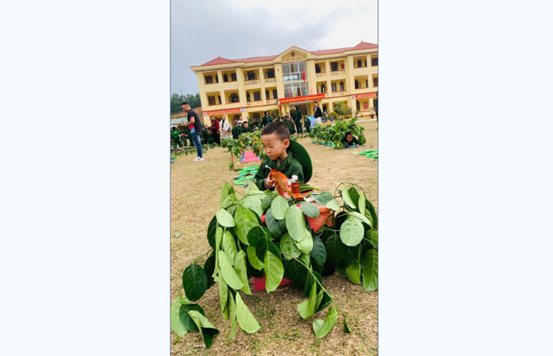 Giáo dục hình ảnh anh Bộ đội Cụ Hồ trong trường mầm non