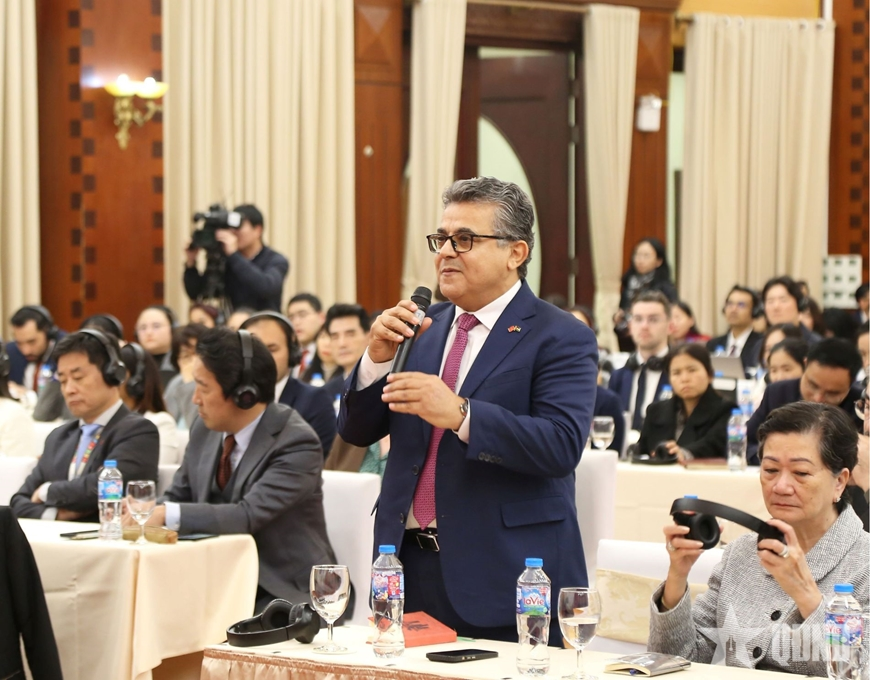 Các cơ quan đại diện ngoại giao nước ngoài tin tưởng vào thành công của Đại hội XIV