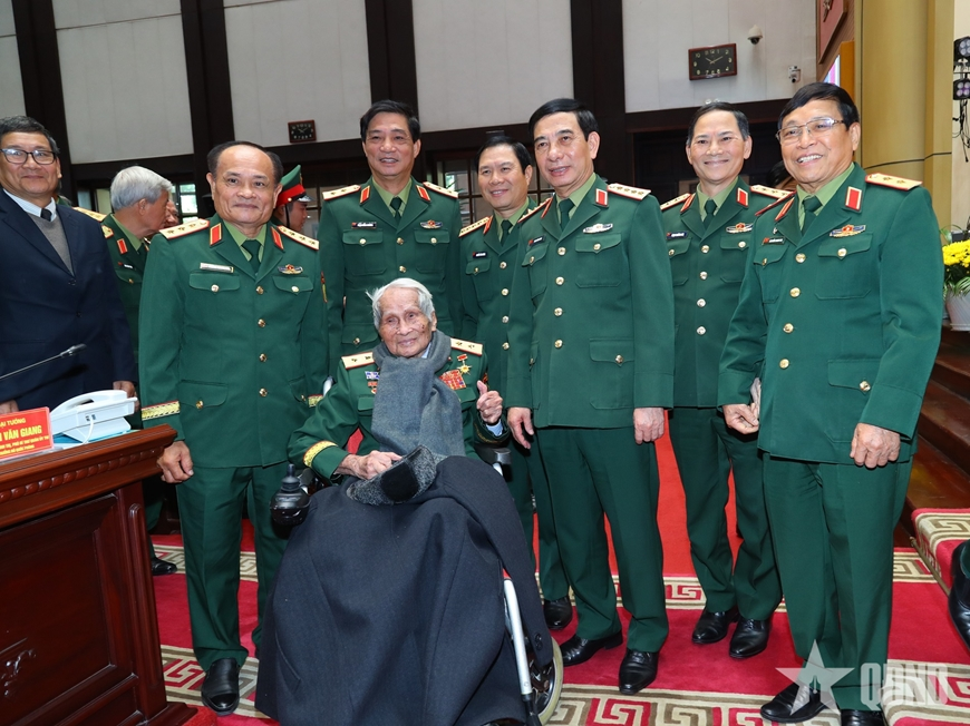 Quân ủy Trung ương, Bộ Quốc phòng trân trọng kinh nghiệm quý báu của cán bộ cao cấp Quân đội nghỉ hưu, nghỉ công tác