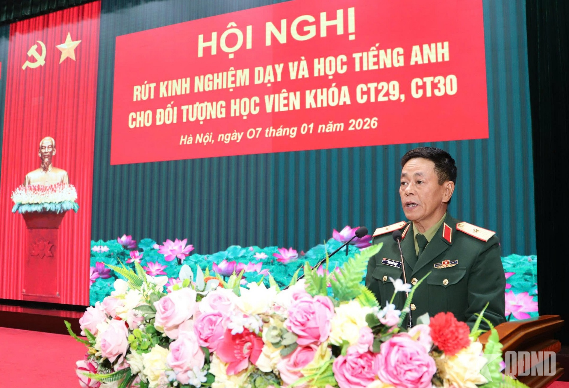 Dạy, học ngoại ngữ tại Trường Sĩ quan Chính trị: Bồi dưỡng giảng viên là một khâu then chốt