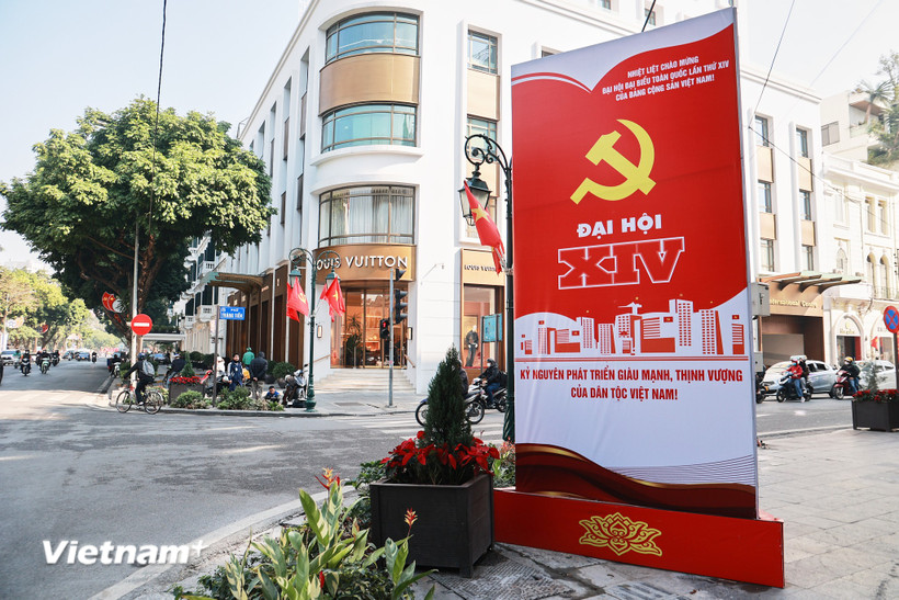 Hà Nội tạm dừng đào đường, vỉa hè dịp Đại hội XIV của Đảng