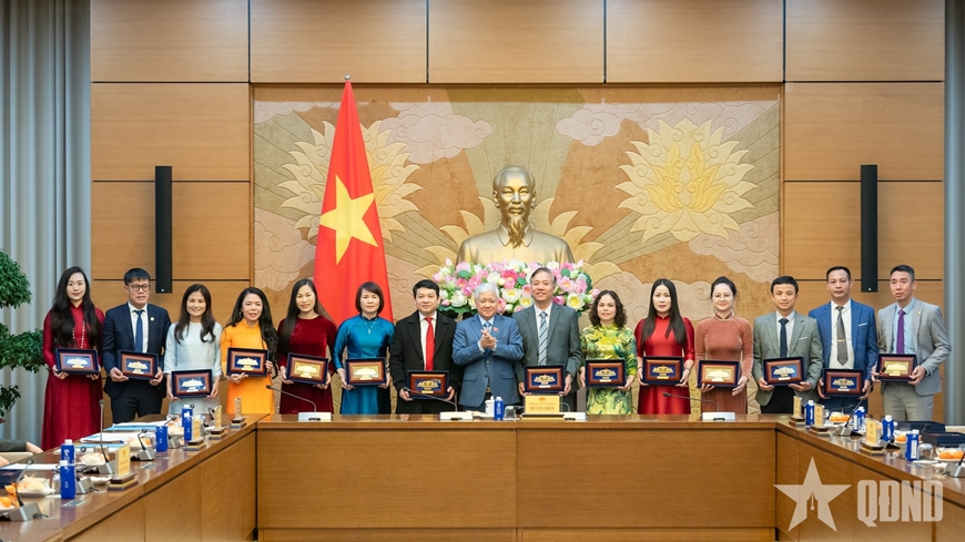 Phó chủ tịch Thường trực Quốc hội Đỗ Văn Chiến gặp gỡ doanh nhân trẻ tỉnh Bắc Ninh