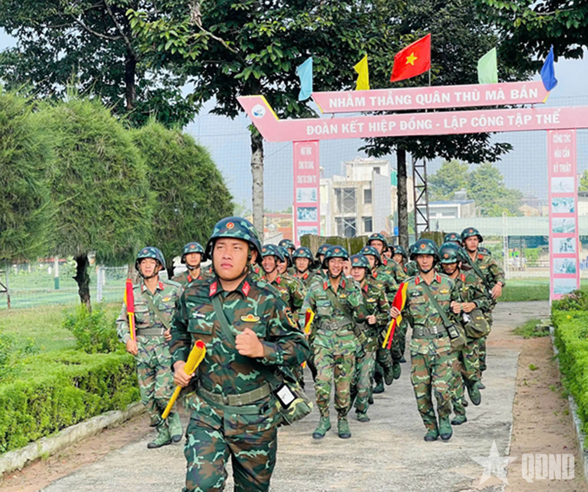 Lữ đoàn Phòng không 77 (Quân khu 7): Chiến sĩ phòng không với bầu trời Tổ quốc