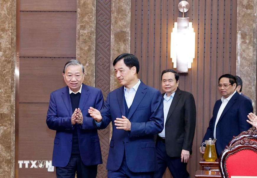 Tổng B&iacute; thư T&ocirc; L&acirc;m l&agrave;m việc với Ban Thường vụ Th&agrave;nh ủy H&agrave; Nội