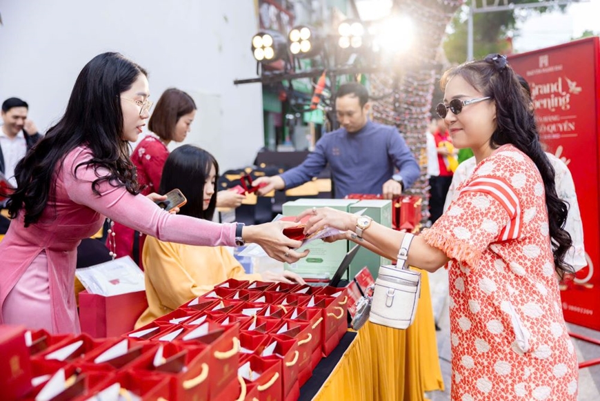 Giá vàng hôm nay (12-1): Phố Wall đồng thuận về triển vọng tăng giá