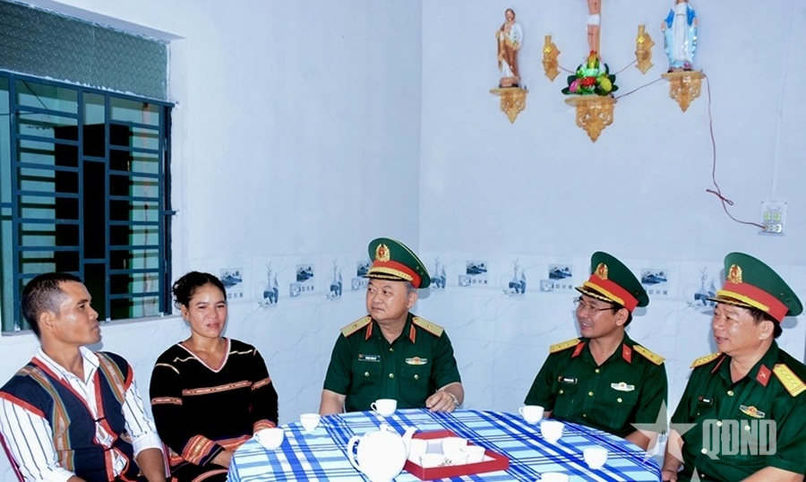 Đoàn Kinh tế-Quốc phòng 75 (Binh đoàn 15): Gắn sản xuất kinh doanh với giúp bà con vùng biên phát triển