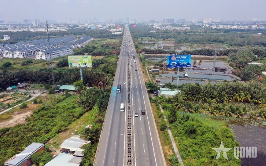 Niềm tin vững, khát vọng lớn: Bài 7: Nền tảng về hạ tầng giao thông tạo động lực tăng trưởng mới