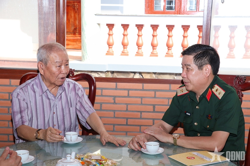 LLVT tỉnh Vĩnh Long học tập và làm theo Đại tướng Lê Văn Dũng