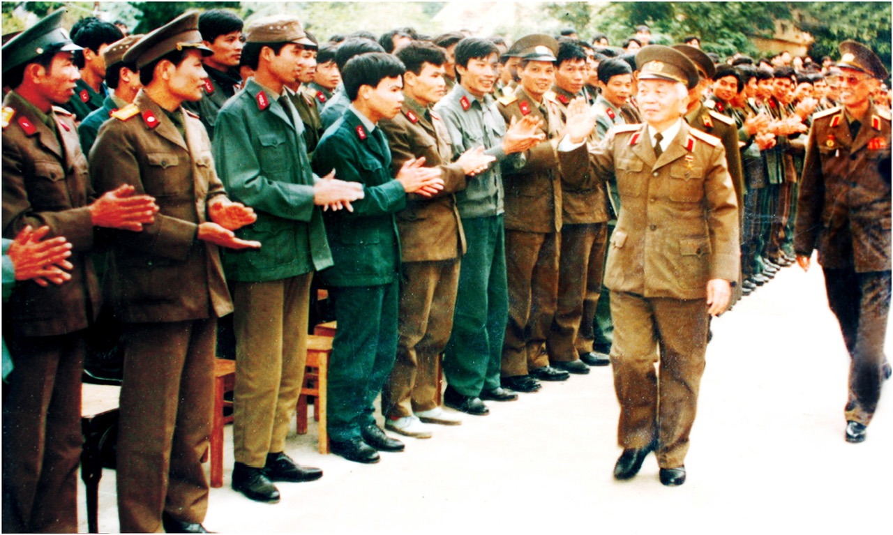 Trường Sĩ quan Chính trị: Nửa thế kỷ hun đúc, phát huy giá trị “12 chữ vàng” truyền thống