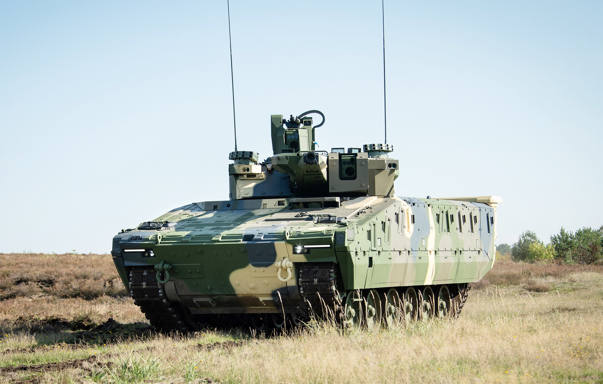 Quân sự thế giới hôm nay (13-1): Đức giao xe chiến đấu Lynx KF41 đầu tiên cho Ukraine

