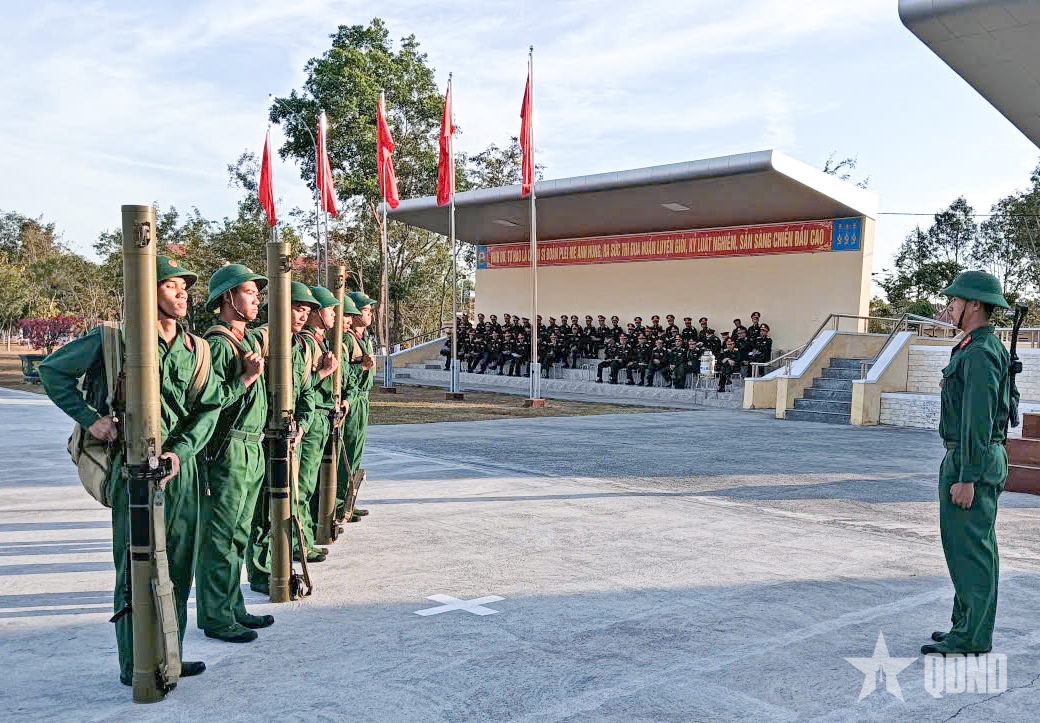Sư đoàn 10 (Quân đoàn 34) tập huấn chiến thuật cấp tiểu đoàn