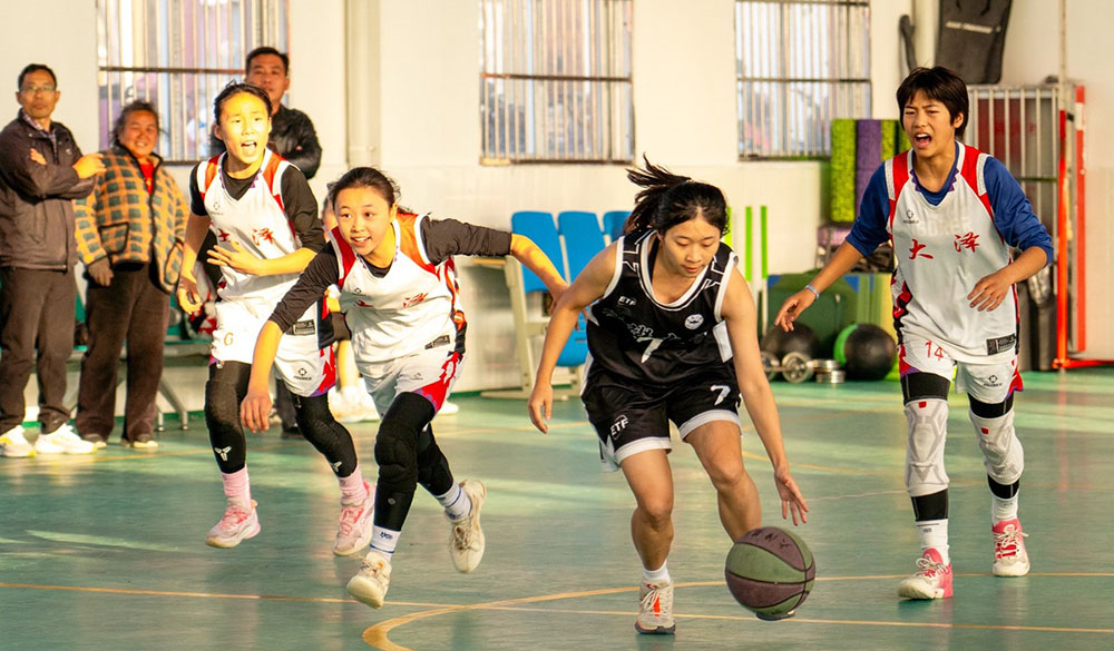 Tăng cường sức khỏe thanh thiếu niên nhờ thể thao