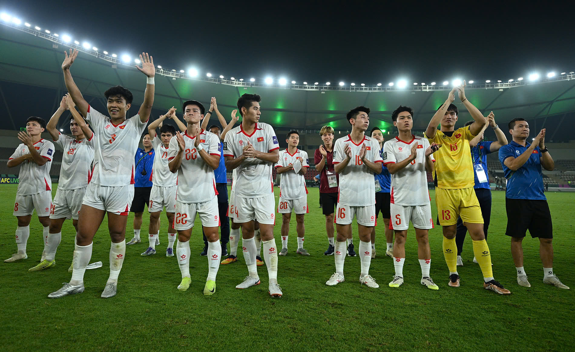 Loại chủ nhà U23 Saudi Arabia, U23 Việt Nam vào tứ kết với thành tích toàn thắng

