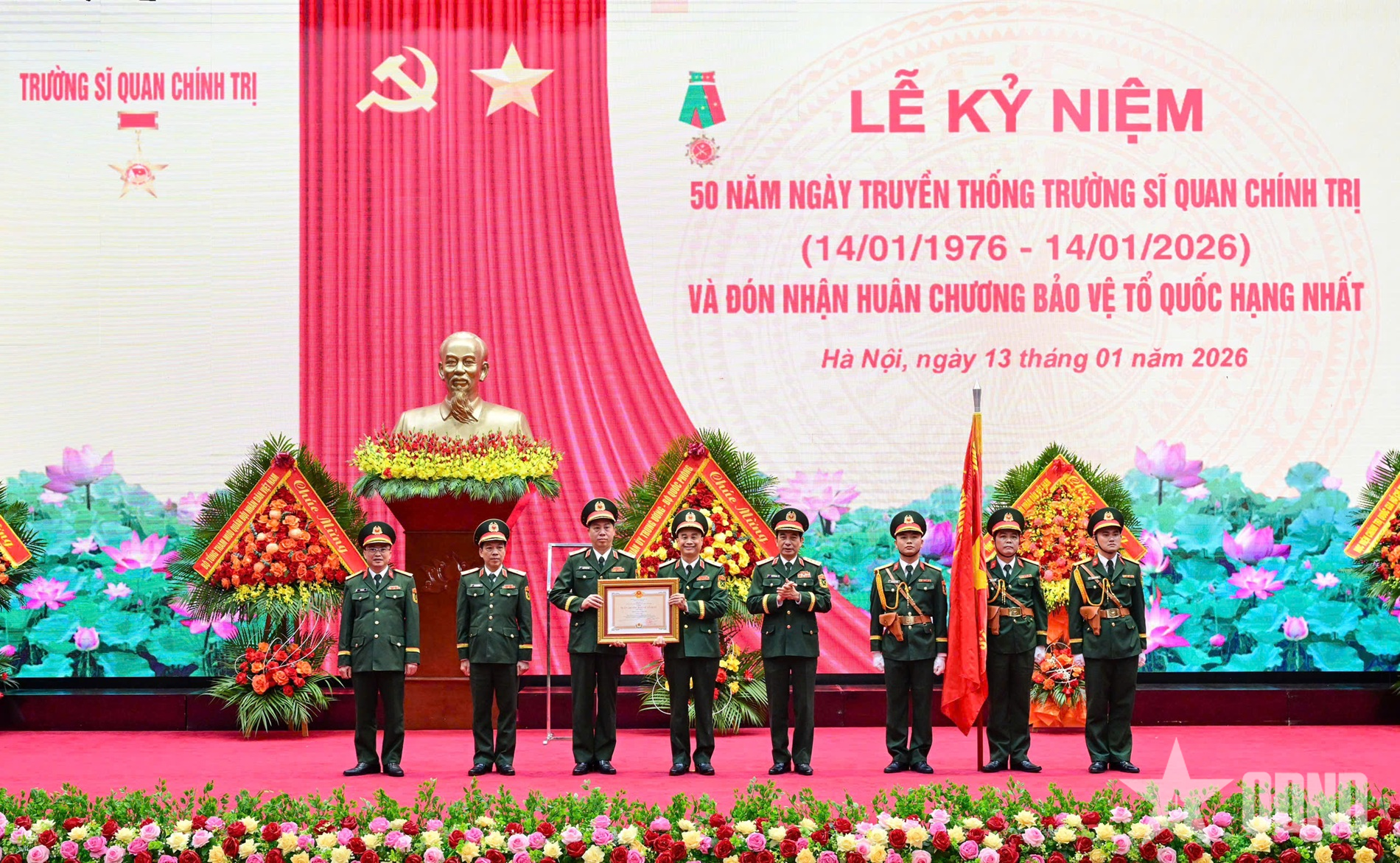 Đại tướng Phan Văn Giang dự lễ kỷ niệm 50 năm Ngày truyền thống của Trường Sĩ quan Chính trị