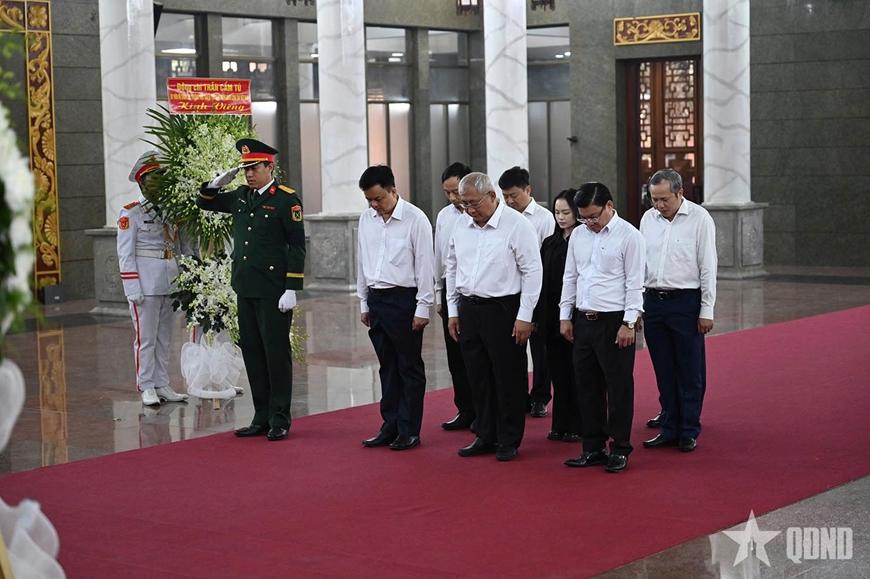 CẬP NHẬT: Cử h&agrave;nh trọng thể Lễ viếng, Lễ truy điệu đồng ch&iacute; Đại tướng L&ecirc; Văn Dũng