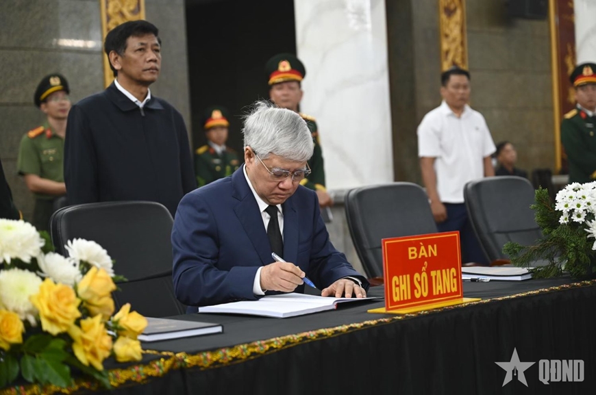 CẬP NHẬT: Cử h&agrave;nh trọng thể Lễ viếng, Lễ truy điệu đồng ch&iacute; Đại tướng L&ecirc; Văn Dũng