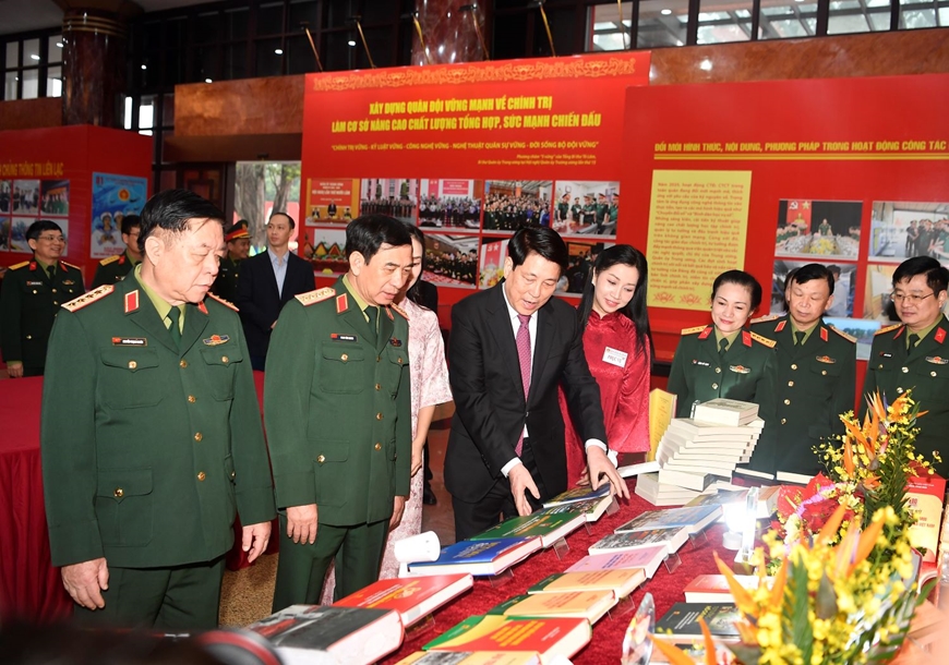 Qu&acirc;n đội nh&acirc;n d&acirc;n Việt Nam g&oacute;p phần giữ vững trận địa tư tưởng của Đảng