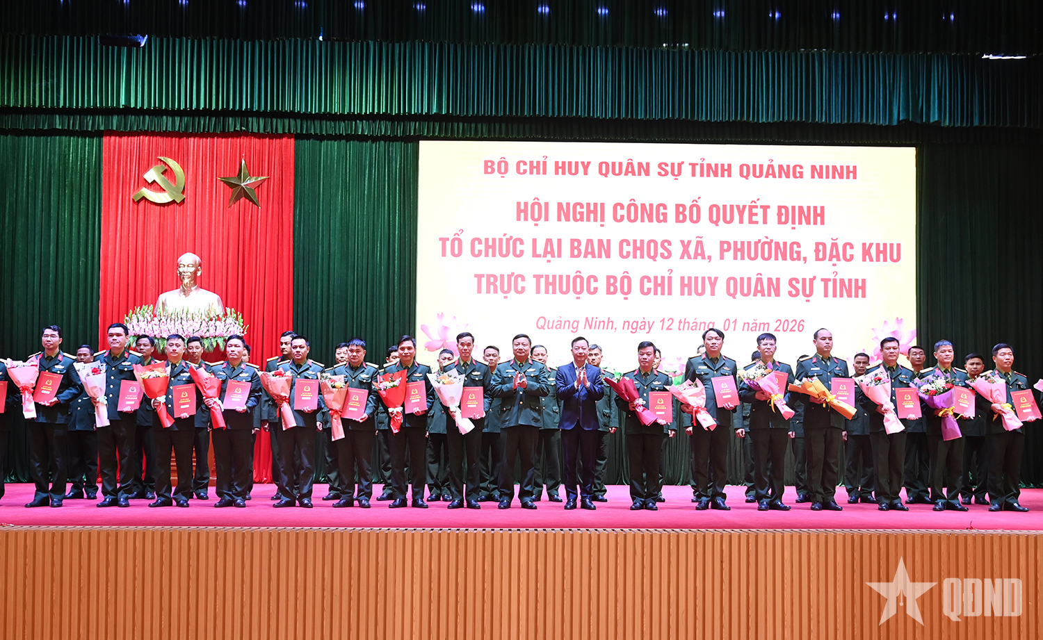 Đưa sĩ quan Quân đội về cơ sở - củng cố thế trận quốc phòng