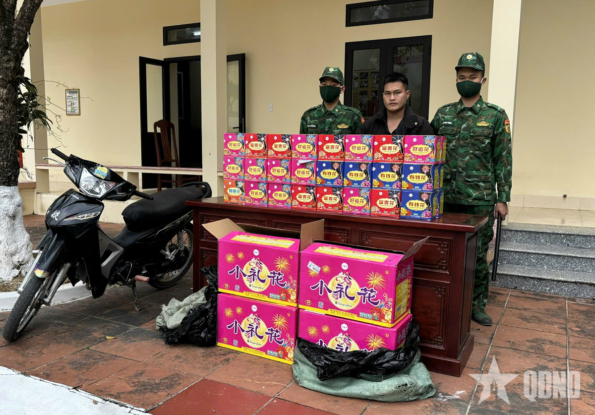 Đồn Biên phòng Quảng Đức (Ban Chỉ huy BĐBP tỉnh Quảng Ninh): Bắt giữ đối tượng vận chuyển trái phép pháo hoa nổ

