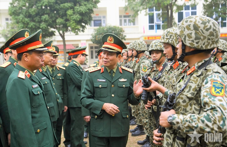 Quân %u0111%u1ED9i b%u1EA3o v%u1EC7 tuy%u1EC7t %u0111%u1ED1i an toàn %u0110%u1EA1i h%u1ED9i XIV c%u1EE7a %u0110%u1EA3ng