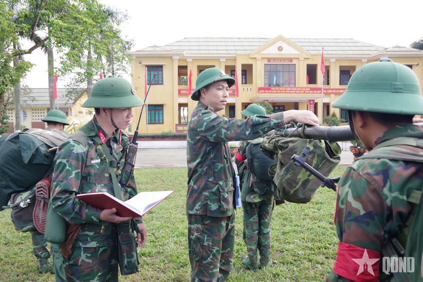 Lực lượng vũ trang TP Huế sẵn sàng cho ngày hội lớn