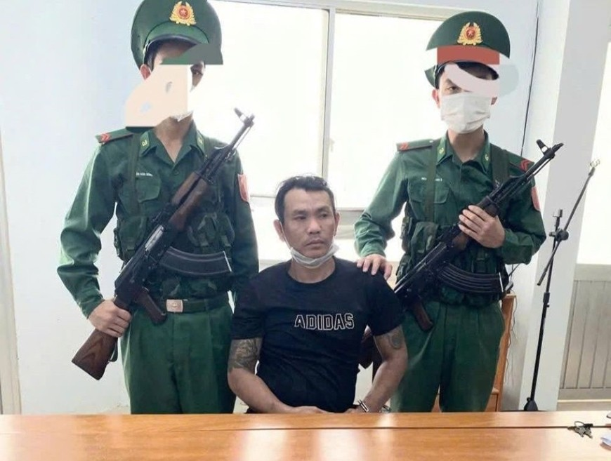 Bắt 2 đối tượng tàng trữ, mua bán ma túy