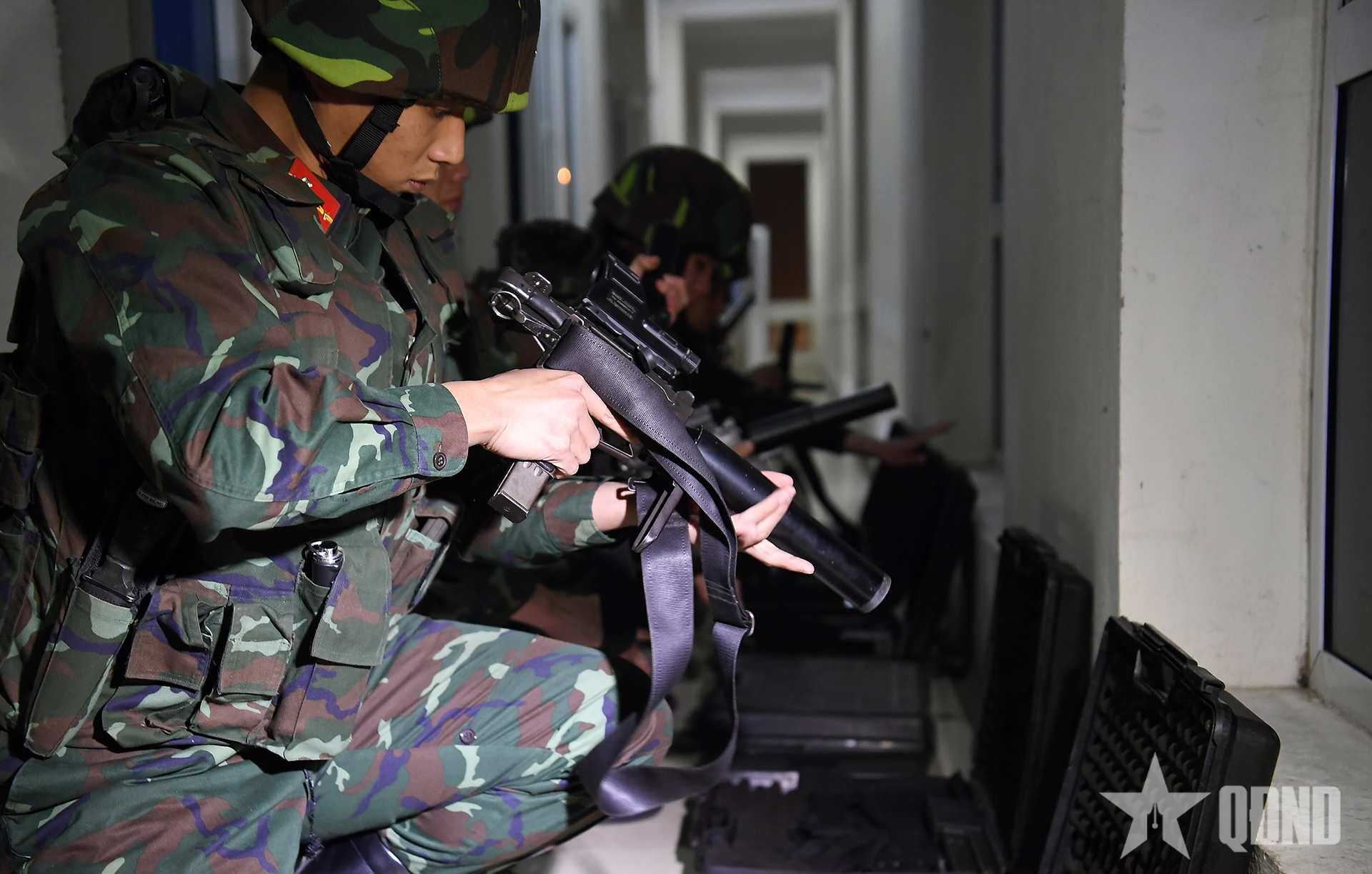 Tiểu đoàn 18 Đặc công huấn luyện đêm bảo vệ an toàn Đại hội XIV của Đảng